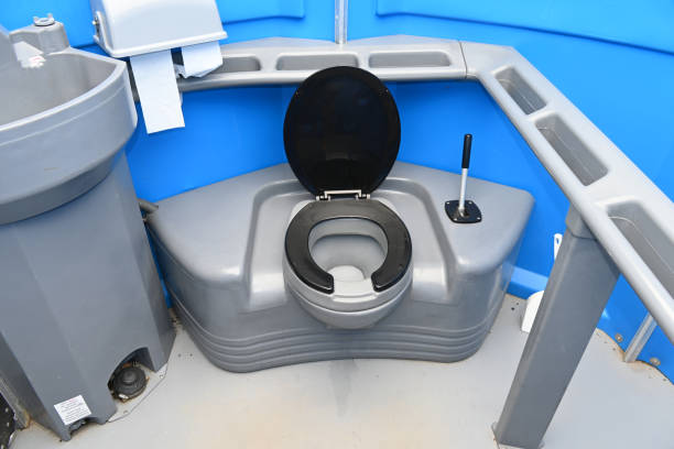 Portable Toilet Options We Offer in Steilacoom, WA